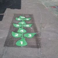 Football Pitch Line Marking Paint 4